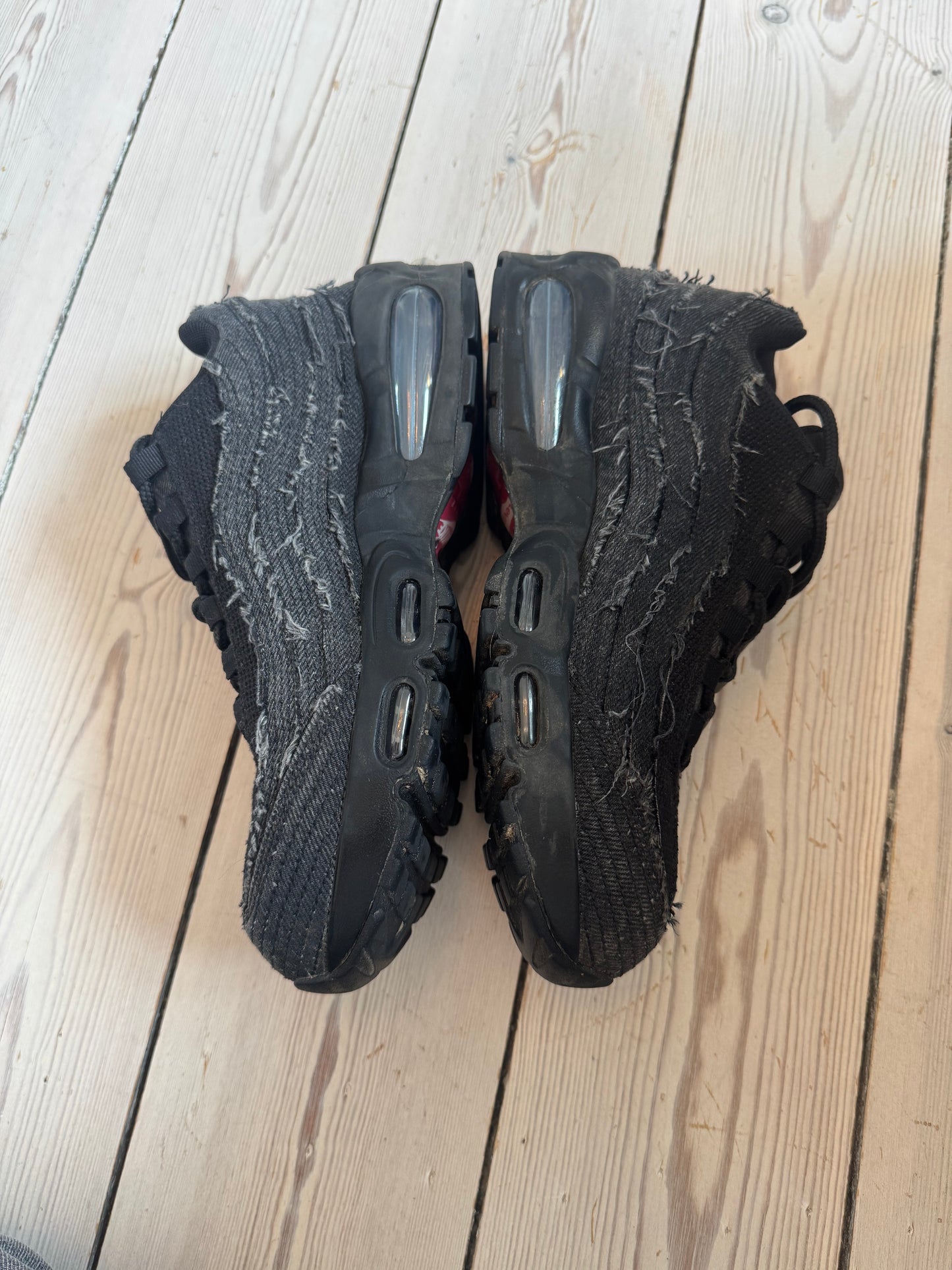 Air Max 95 OG x Levi's
